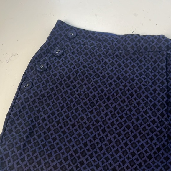 Maurice’s Sz 11/12 Black White Diamond Patterned Formal/Professional Shorts - Picture 2 of 6